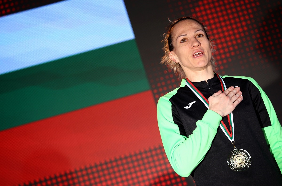 Боксьорките на България спечелиха три титли на Странджа Със златни
