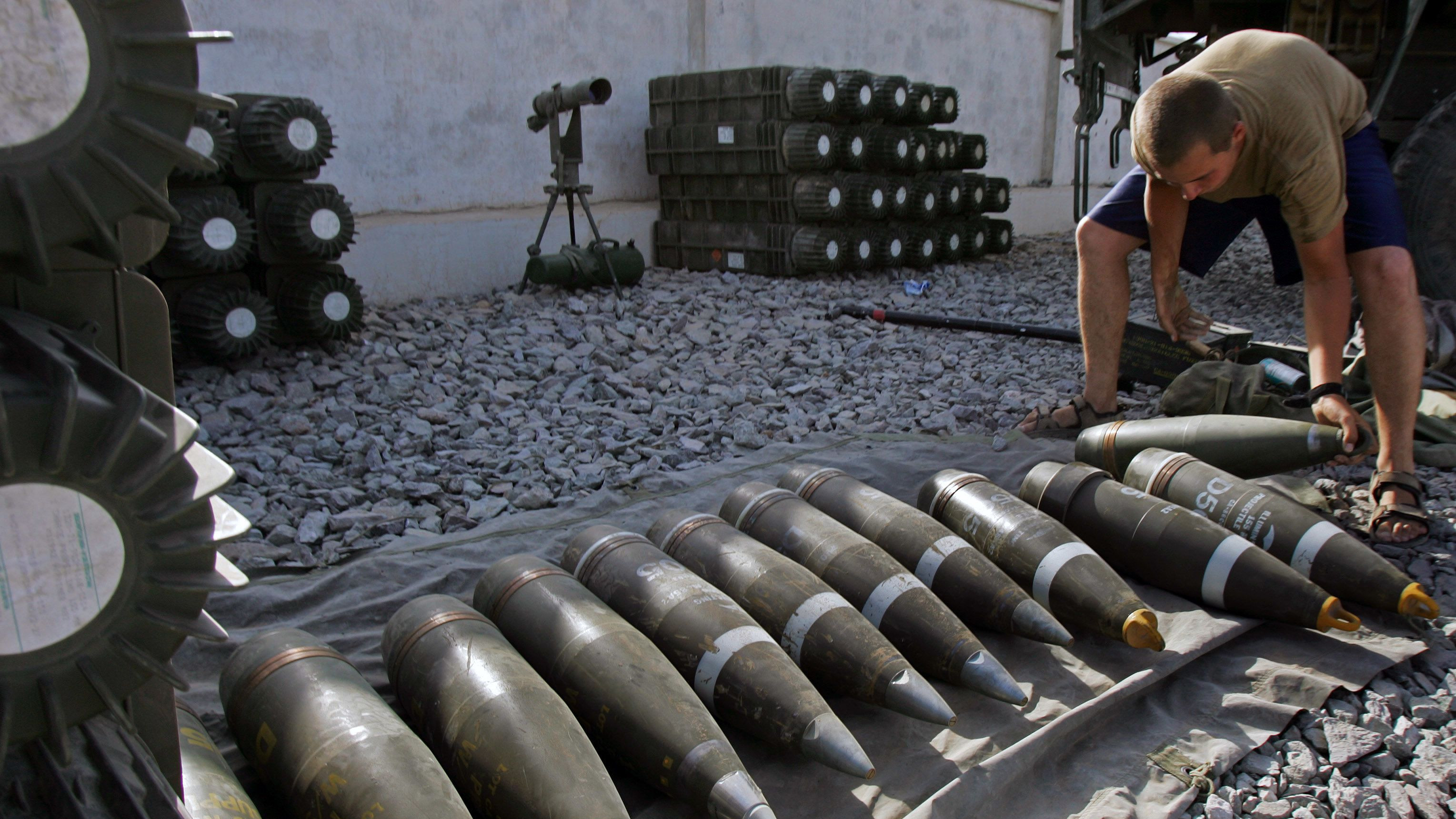 Европейският съюз полага усилия да увеличи производството на боеприпаси, предназначени