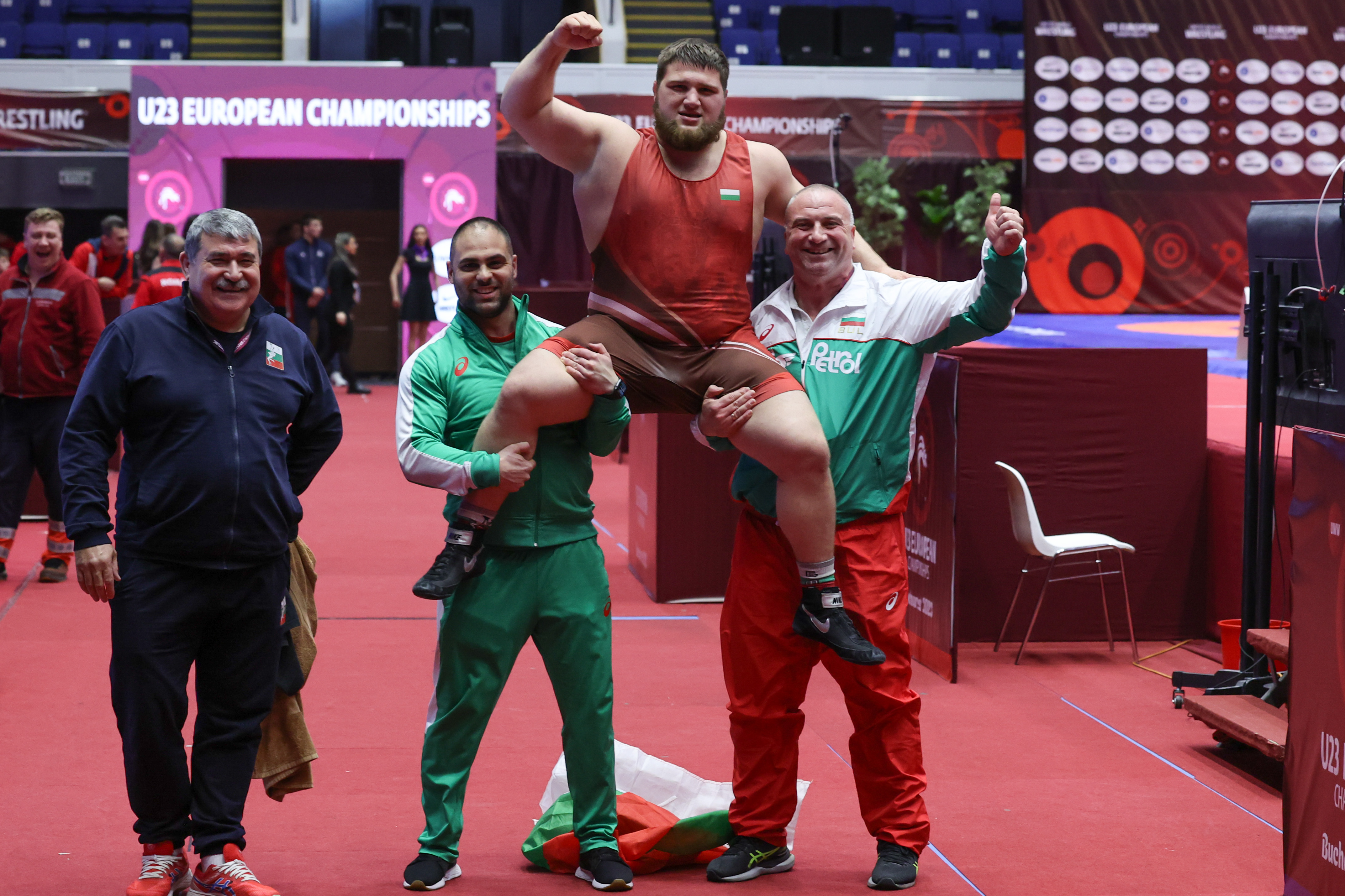 Георги Иванов триумфира с европейската титла на първенството по борба