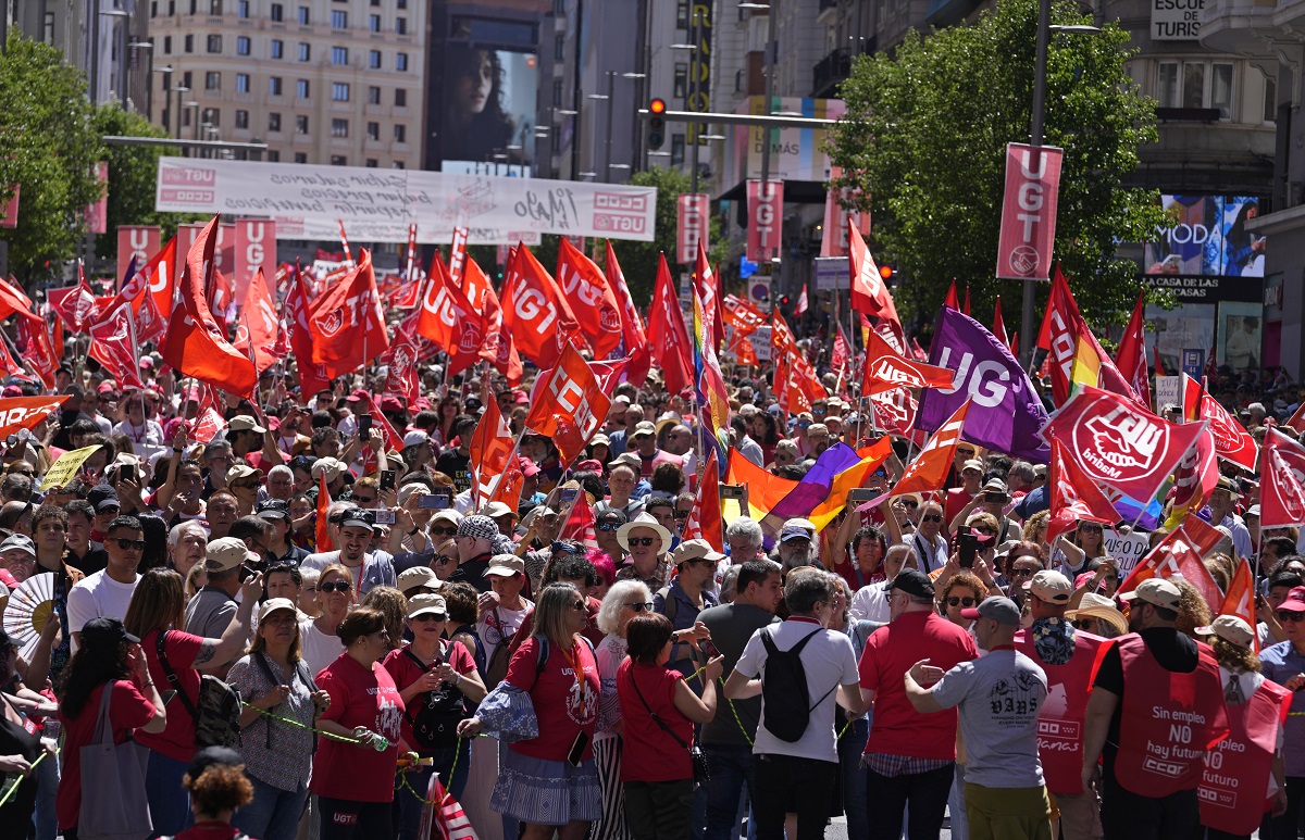 С демонстрации и стачки светът отбеляза Деня на труда 1