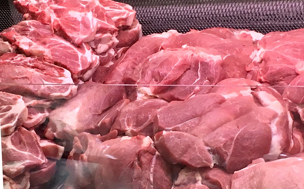 За пореден месец цените на свинското месо на едро се
