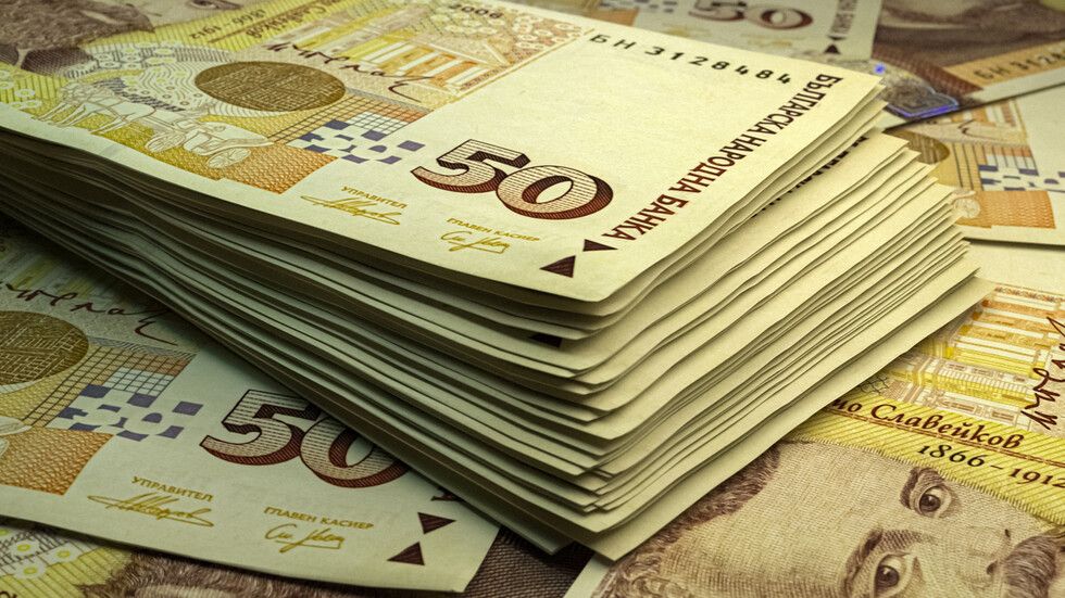 Близо пет пъти повече са хванатите фалшиви банкноти в страната