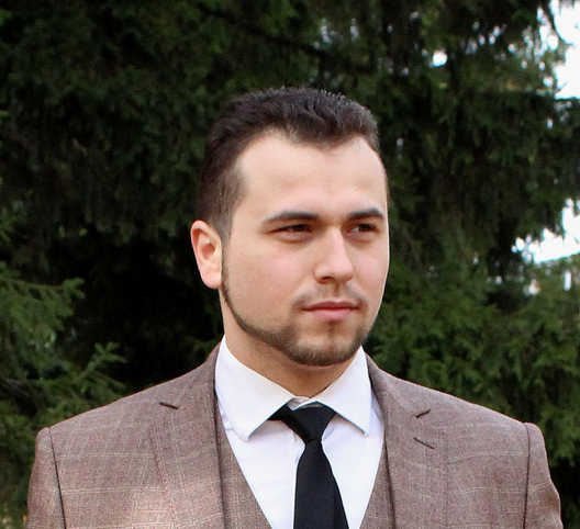 Станислав БачевВърви напълно целенасочен процес на множество нива по разграждане