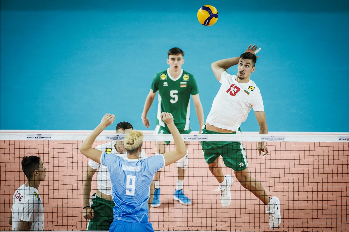 България започна с победа на Световното първенство по волейбол за