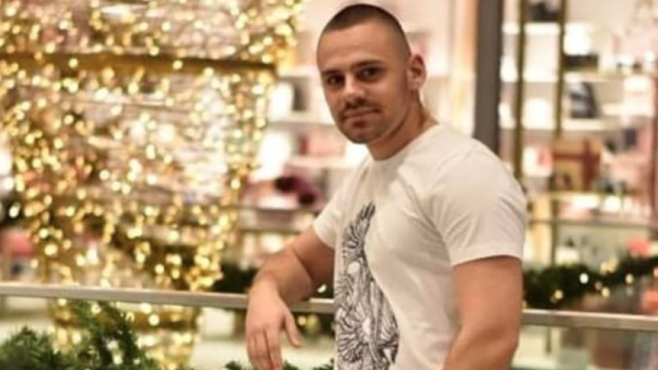 Полицията издирва 21 годишен мъж в София Ивайло Стоянов последно е видян