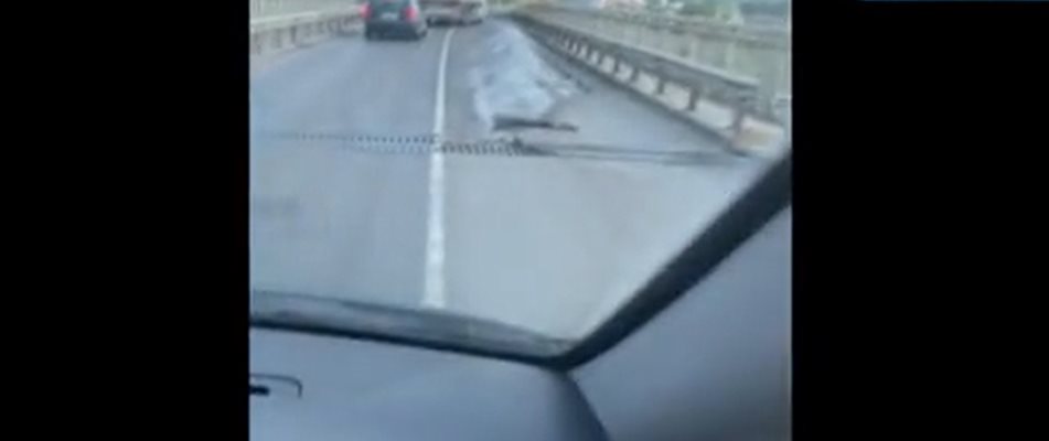 Турски камион катастрофира тази нощ на Дунав мост край Русе