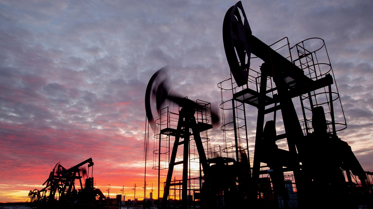 Цените на петрола продължиха да се повишават в сутрешната търговия