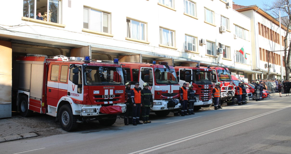 Пожарникарите са загасили 78 пожара в страната през изминалото денонощие,