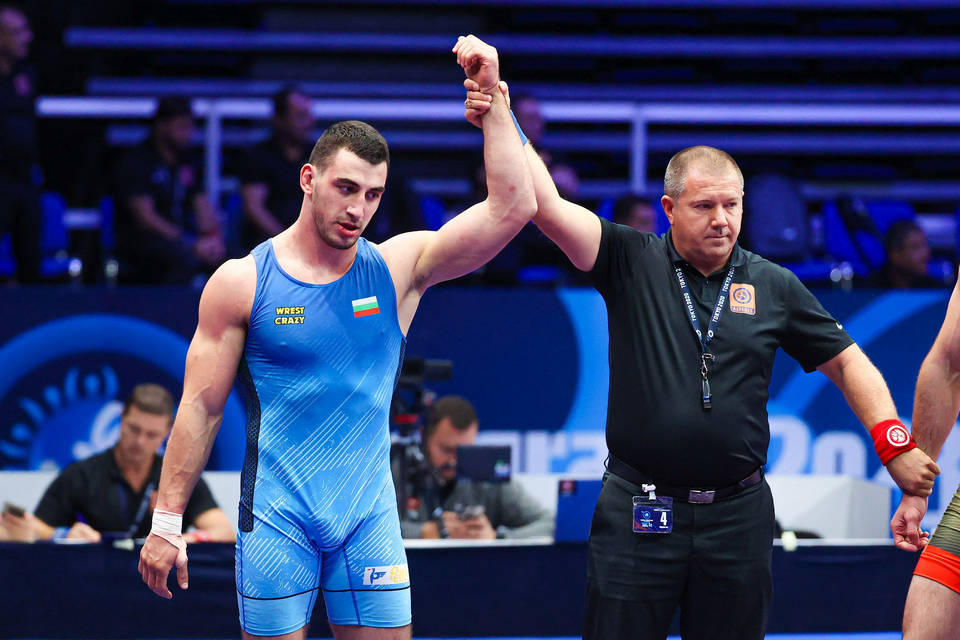 Семьон Новиков 87 кг завоюва единствената олимпийска квота за България