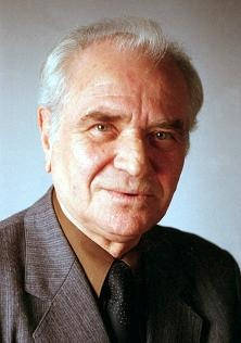 МАТЕЙ ШОПКИН е роден на 29 септември 1938 г. в