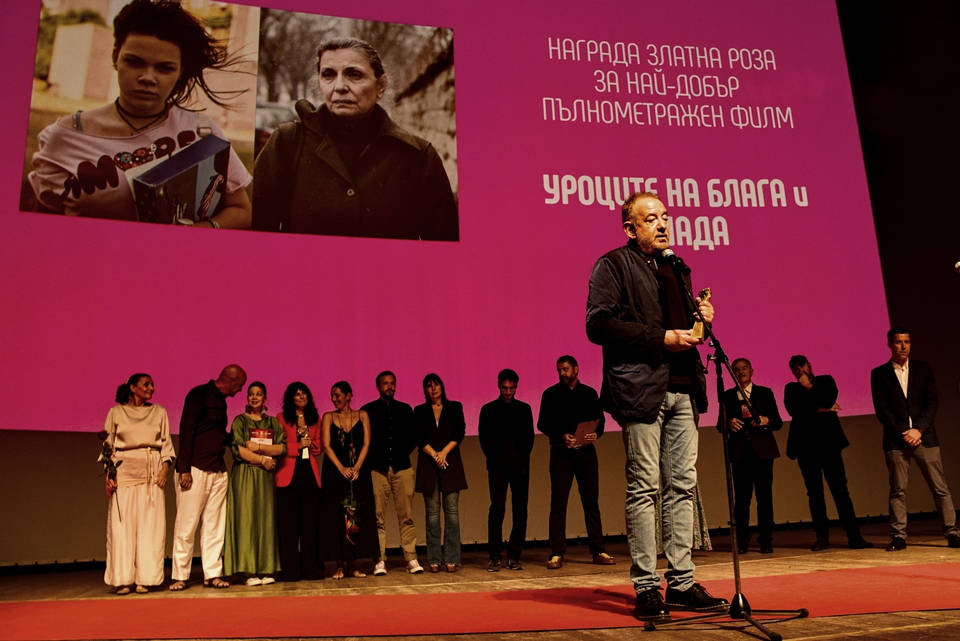 На стилна и емоционална церемония във Варна бяха връчени наградите