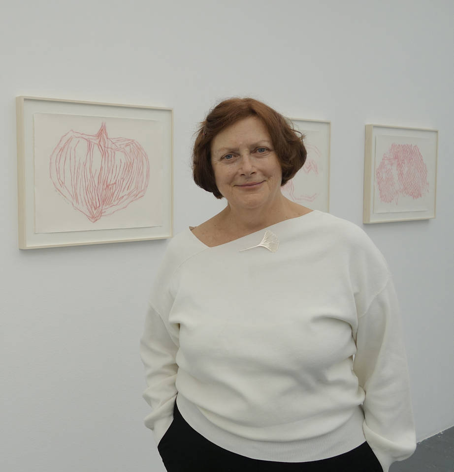 Живеещата в Швейцария художничка Красимира Дренска Вирц подреди своята поредна изложба