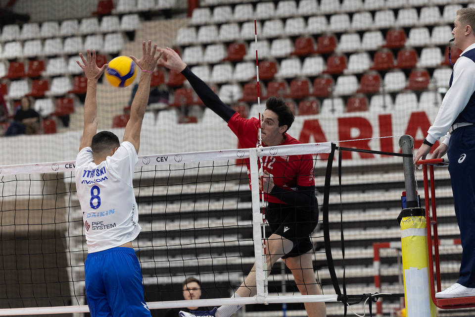 Волейболният Левски София се класира на четвъртфинал в третия по