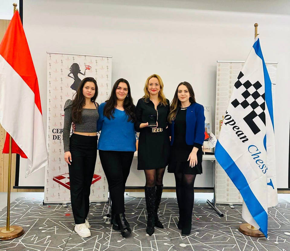 Антоанета Стефанова спечели сребърен медал от Европейското по ускорен шахмат