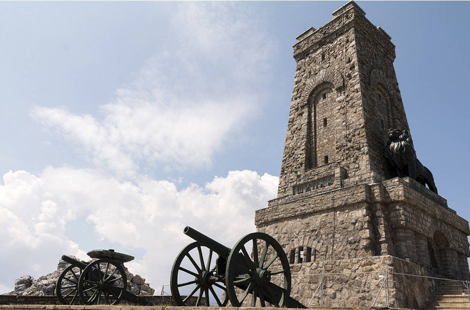 Паметникът на свободата на връх Свети Никола работи с ново