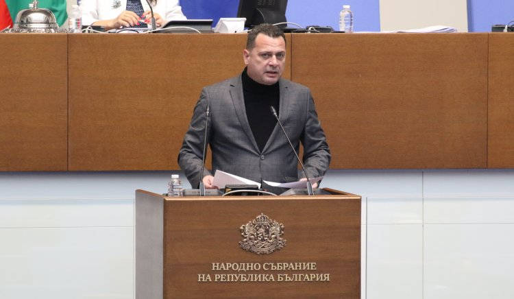 Иван Ченчев откри пропуск в Закона за спорта. Народният представител