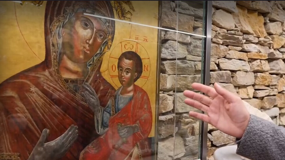 15 старинни икони бяха напълно реставрирани и експонирани в Бачковската