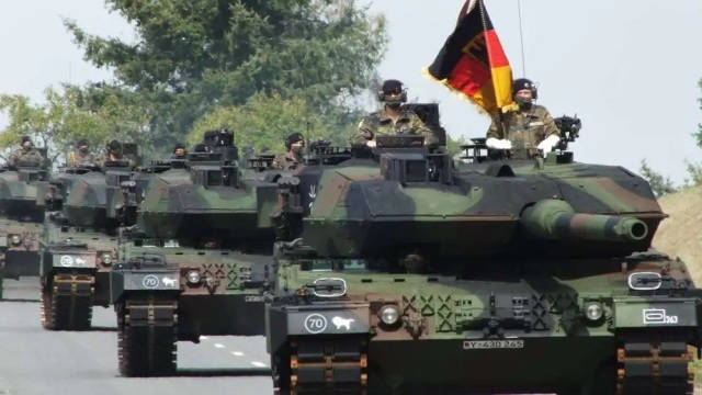 Финиън КЪНИНГАМ Германските военни лидери може да са сбъркали глупаво в