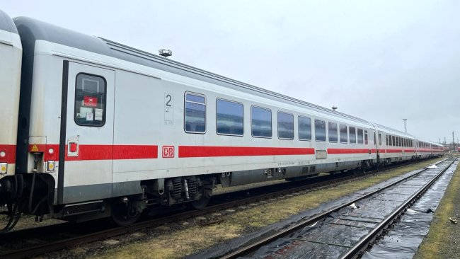 Българските държавни железници БДЖ ще разполагат със 76 вагона втора