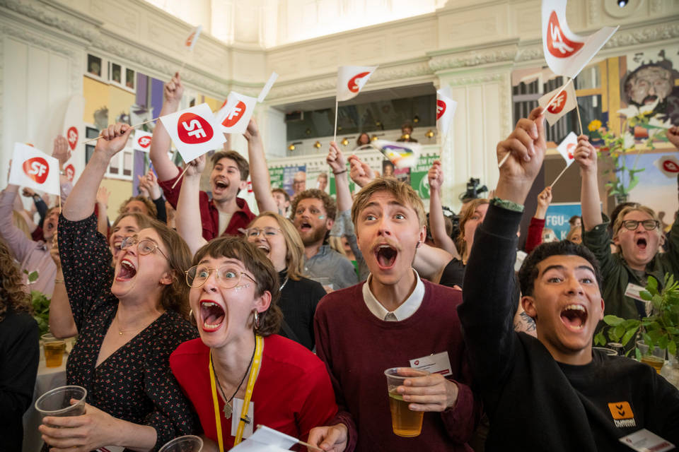 Португалската опозиционна Социалистическа партия си осигури малка победа на европейските