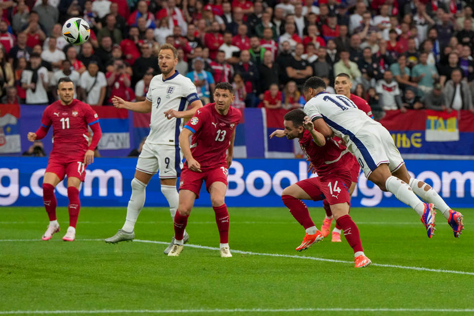 Англия приспа Сърбия с 1 0 в супердербито на първия