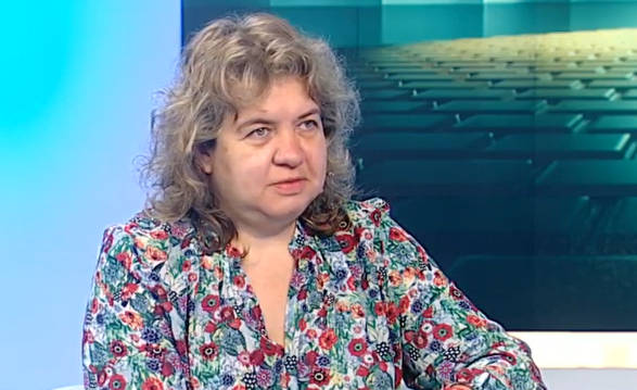 Топката се върна в полето на НС Каквито и действия