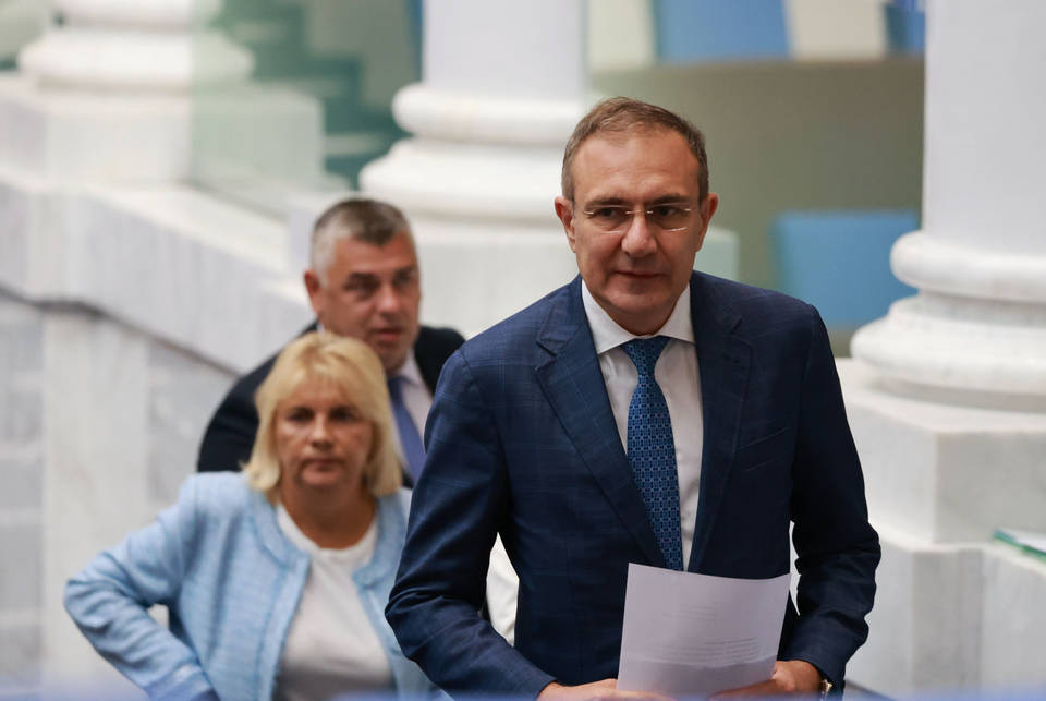 Разсъждават какво е джентълмен да разсъждаваме какво е дама тогава