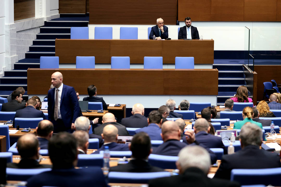 България няма да изпраща войници в Украйна категорични бяха парламентарните