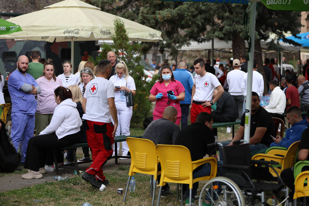 Най малко 59 души загинаха а 155 бяха ранени при пожар