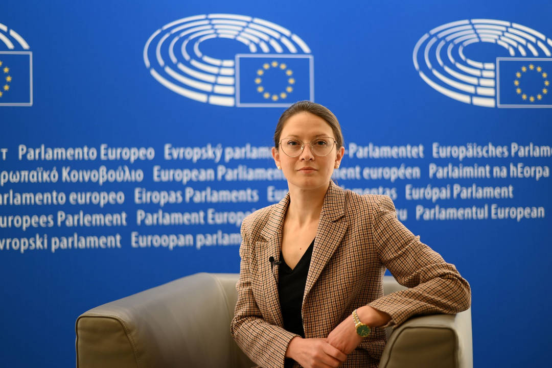 Когато се взимат политически решения в обстановката трябва да бъдем