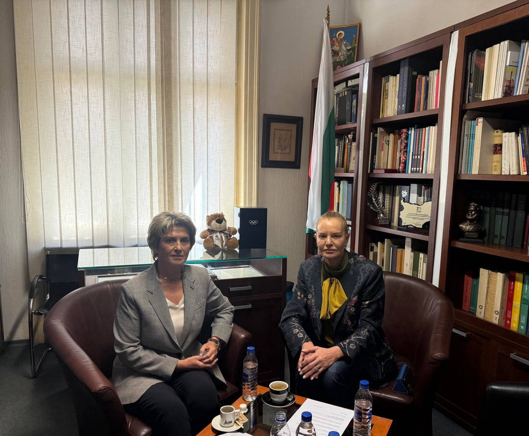 Весела Лечева бе вписана на сайта на МОК olympics com като