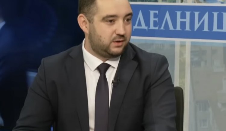 Като кандидат на много граждански организации и заемала поста посредник