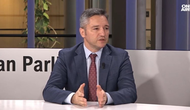 Решението на проблемите с правосъдието и върховенството на закона в