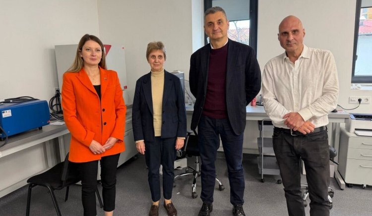 Цветелина Пенкова член на Европейския парламент от БСП и Кирил