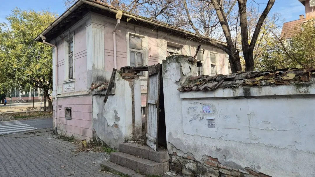 Има сгради които не просто заемат място в града