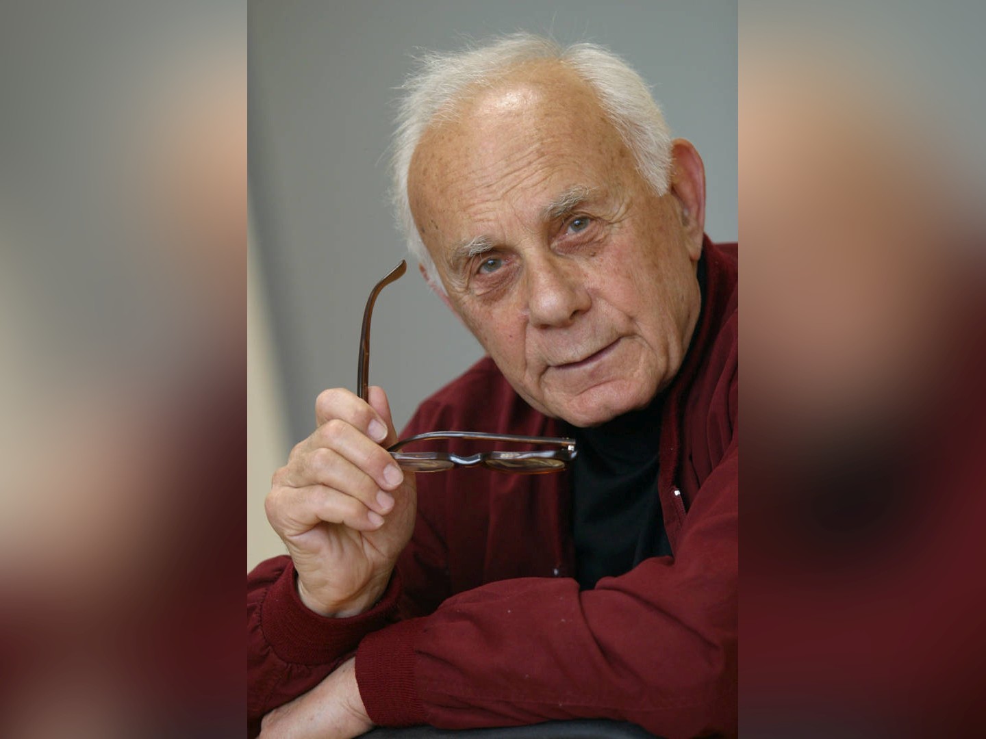 Писателят преводач и текстописец Найден Вълчев ни напусна на 98