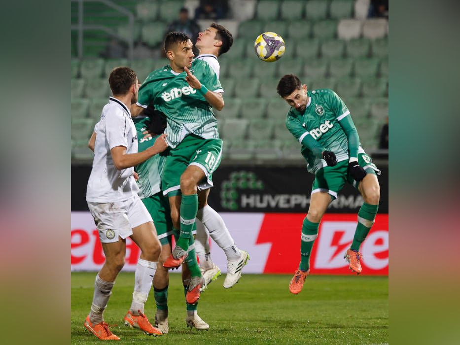 Левски ще зимува на върха в Първа лига с комфортен