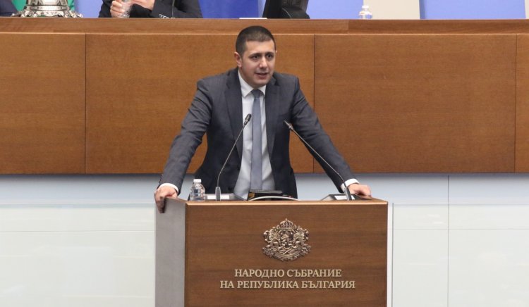 В днешния дебат по вота на недоверие на тема икономика