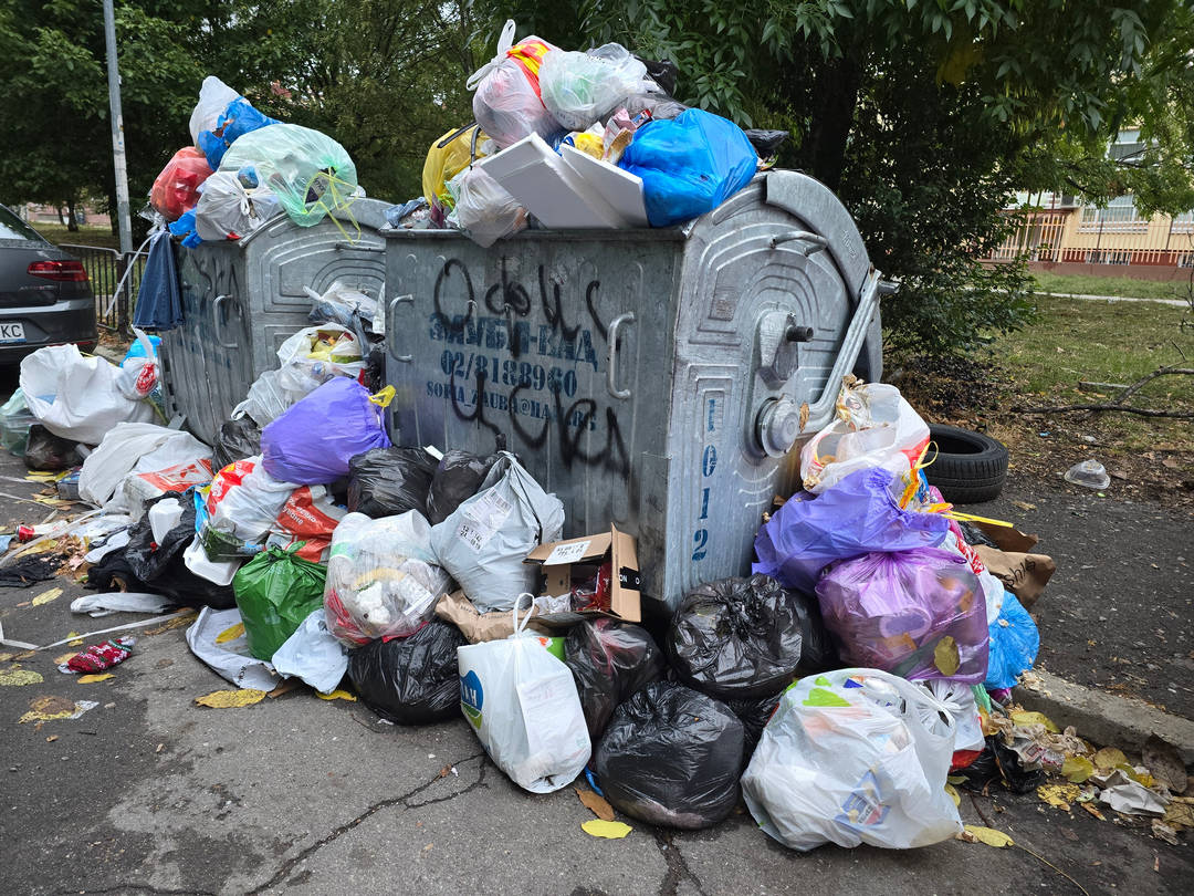 Проблемът с натрупаните отпадъци в столичния район Люлин е достигнал