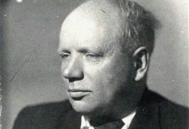 125 години от рождението на АЛЕКСАНДЪР ПРОКОФИЕВ руски поет журналист