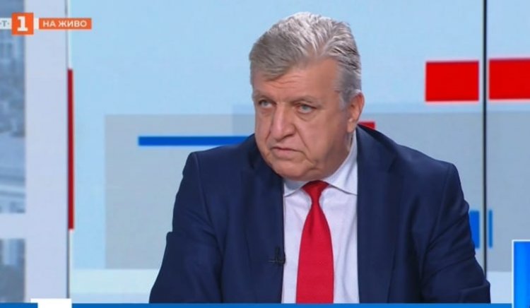 Протестите бяха насочени повече към българския парламент и по малко