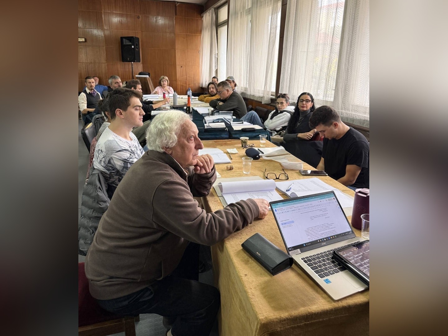 В Музикално драматичния театър Константин Кисимов във Велико Търново продължават