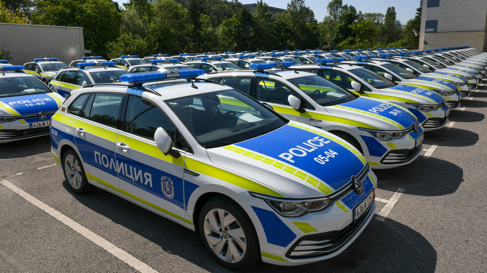 Не се доверявайте на непознати които предлагат съдействие или по