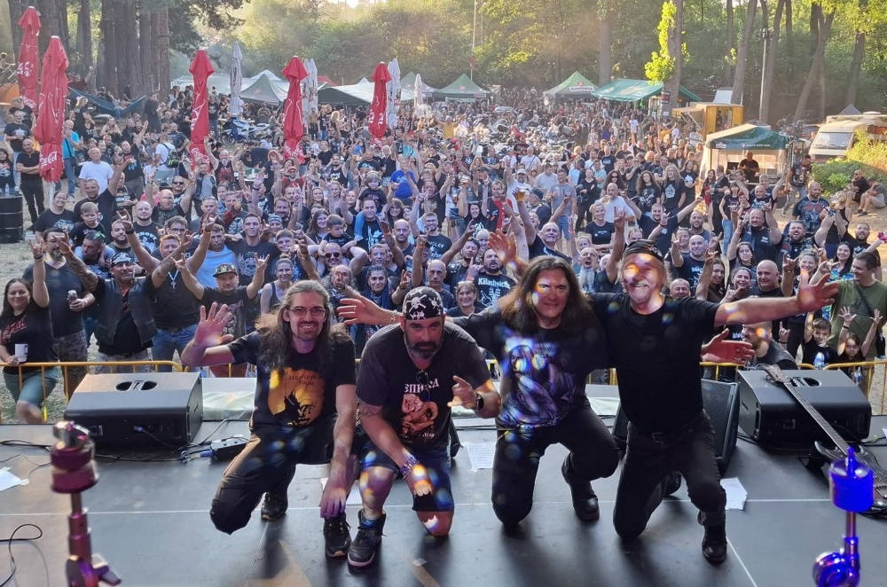 Рок група Епизод започна в края на 2025 г записите