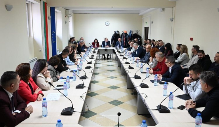 Министърът на труда и социалната политика Борислав Гуцанов обсъди с