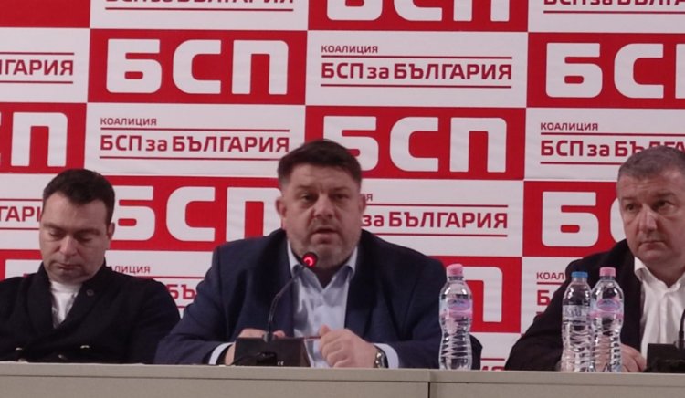 Приключи заседанието на Националния съвет което протече съвсем спокойно и