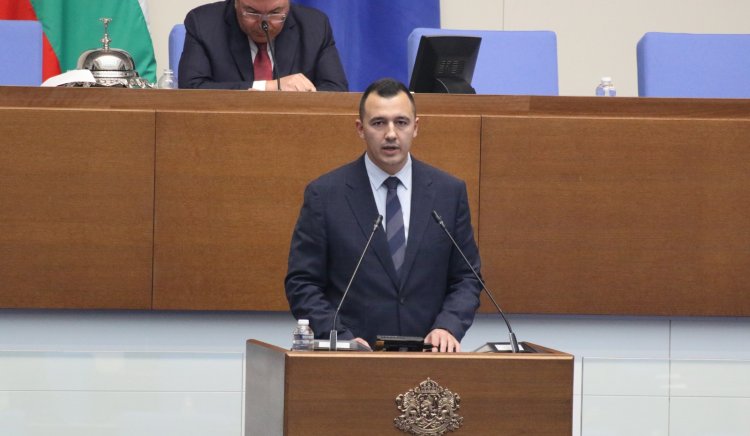 Спекулата вече засяга и здравето на хората заяви в пленарна