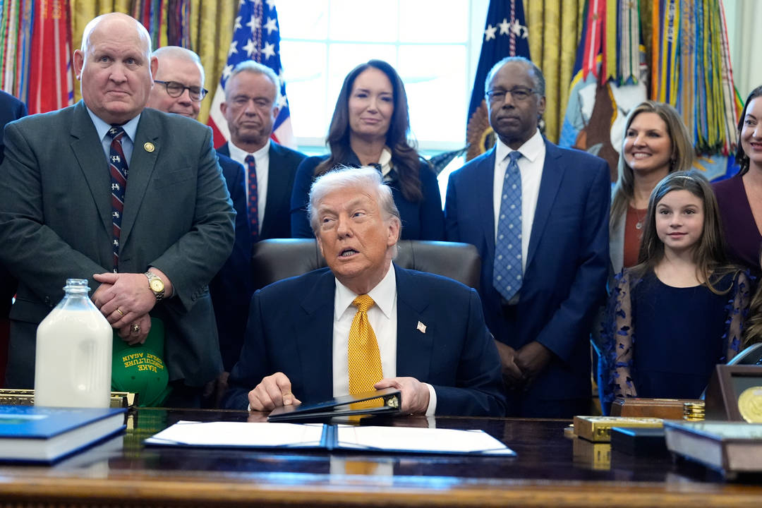 Доналд Тръмп казва че парите от грабежа на нефта на