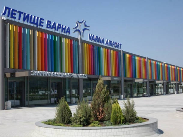 Летищата във Варна и Бургас отбелязаха общ ръст на трафика