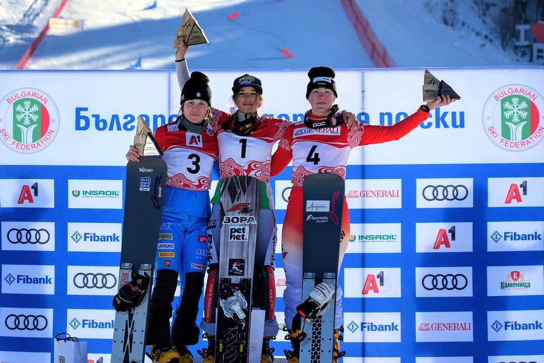 Малена Замфирова триумфира на Европейската купа по сноуборд в Банско